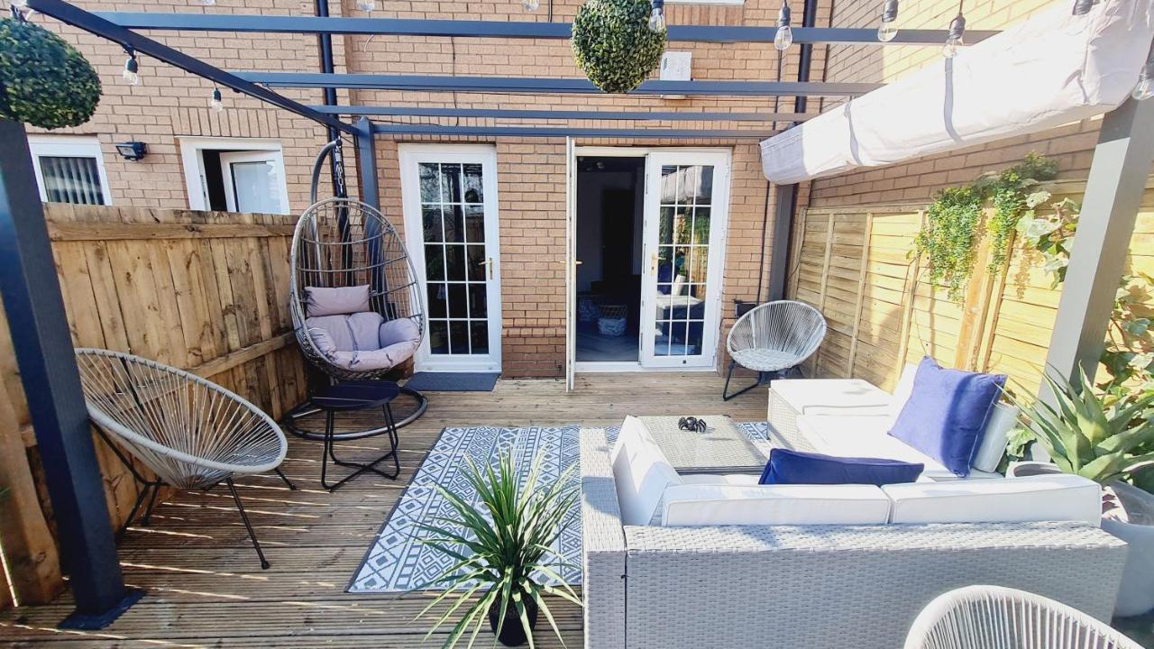 Apartmán Beautiful 2Bed House With Garden, Walking Distance To Town - Free Parking Glasgow Exteriér fotografie