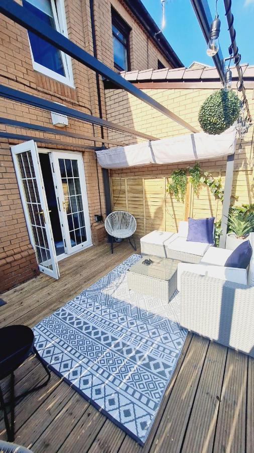 Apartmán Beautiful 2Bed House With Garden, Walking Distance To Town - Free Parking Glasgow Exteriér fotografie