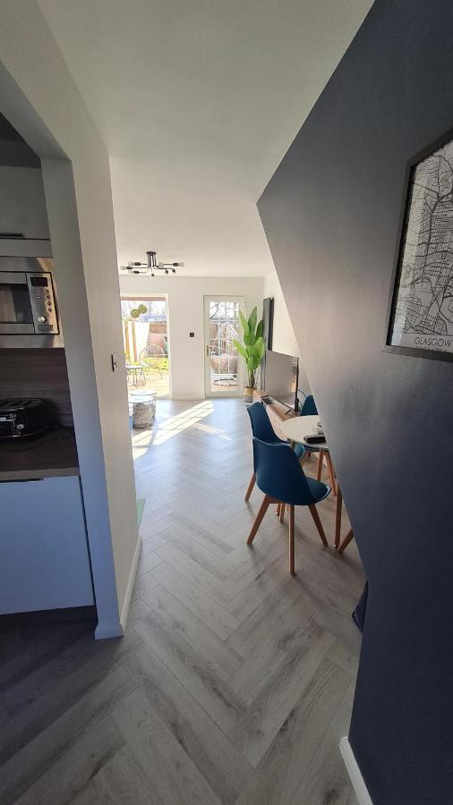 Apartmán Beautiful 2Bed House With Garden, Walking Distance To Town - Free Parking Glasgow Exteriér fotografie